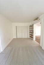 1038 Lakeview Blvd E in Seattle, WA - Building Photo - Building Photo