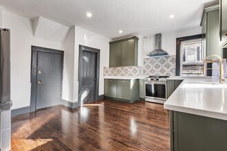 8-10 Carlton St in Somerville, MA - Building Photo - Building Photo