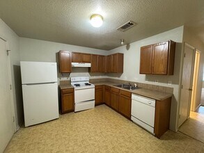 196 Ryan Cir in Nolanville, TX - Building Photo - Building Photo
