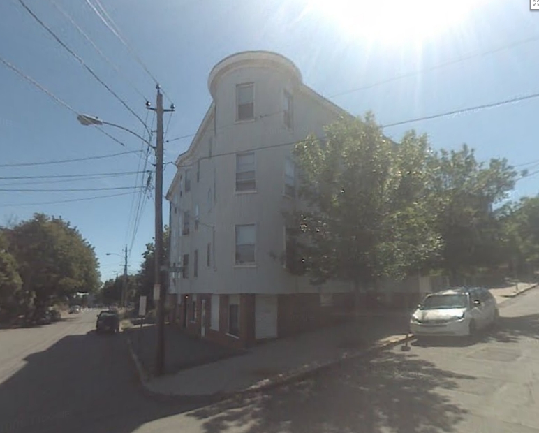 120 Walnut Ave in Revere, MA - Building Photo