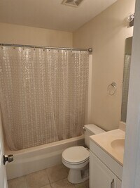 93 Spring Lake Dr photo'