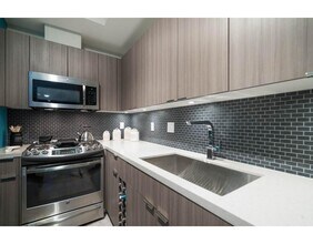 1788 Ontario St in Vancouver, BC - Building Photo - Building Photo