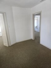 10739 Riverside Dr, Unit 10739 Riversdie Drive in North Hollywood, CA - Building Photo - Building Photo