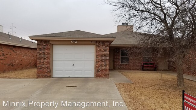 6318 7th St in Lubbock, TX - Foto de edificio - Building Photo