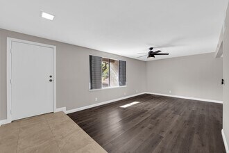 3307 Fairview Ln in Las Vegas, NV - Building Photo - Building Photo
