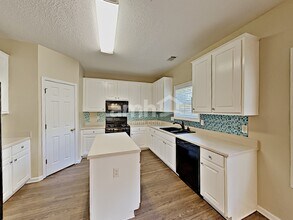 429 The Gables Dr in Mcdonough, GA - Building Photo - Building Photo