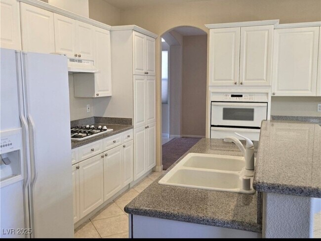 3766 Port Ritchey St in Las Vegas, NV - Building Photo - Building Photo