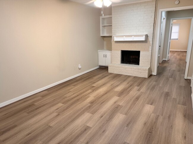 2404 Pecan Ridge Dr in Bryan, TX - Foto de edificio - Building Photo