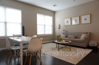 40 Bonair St, Unit 6 in Somerville, MA - Foto de edificio - Building Photo