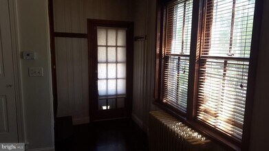 2902 Lower Saucon Rd in Hellertown, PA - Building Photo - Building Photo