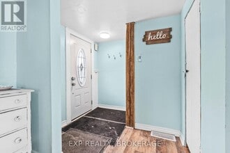 590 Queen St in Gananoque, ON - Building Photo - Building Photo