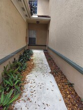 2492 Centergate Dr in Miramar, FL - Building Photo - Building Photo