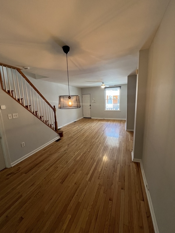 property at 2433 S Beulah St