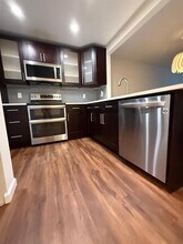 9480 Poinciana Pl, Unit 410 in Davie, FL - Building Photo - Building Photo