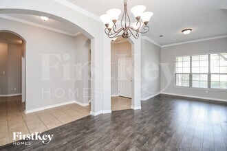 5854 Cliff Ridge Dr in Dallas, TX - Building Photo - Building Photo