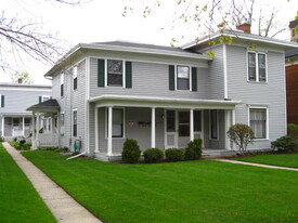 221 Prospect Ave NE, Unit 221 Prospect in Grand Rapids, MI - Building Photo