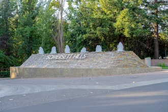 Somersett Hills in Roseville, CA - Foto de edificio - Building Photo
