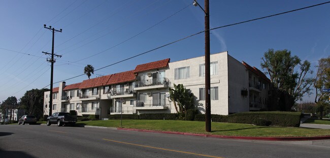 11081 ROSE Ave in Los Angeles, CA - Foto de edificio - Building Photo