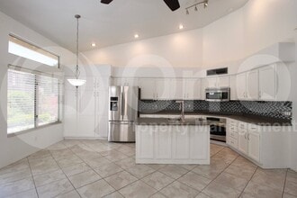 16257 S 12th Pl in Phoenix, AZ - Building Photo - Building Photo