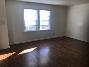 412 S Lincoln St-Unit -3 in Port Angeles, WA - Building Photo - Building Photo