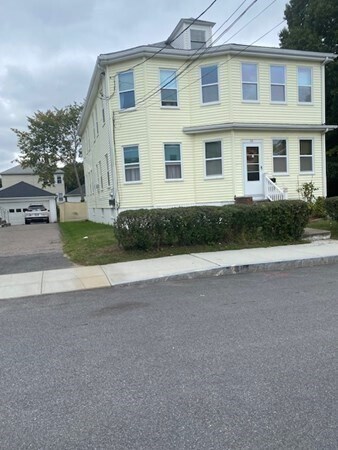 36 St Joseph Ave in Norwood, MA - Building Photo