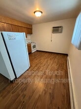 132 6th Ave N in Casselton, ND - Foto de edificio - Building Photo