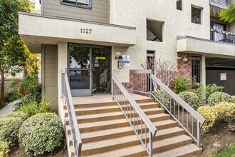 1127 Winchester Ave in Glendale, CA - Building Photo - Building Photo