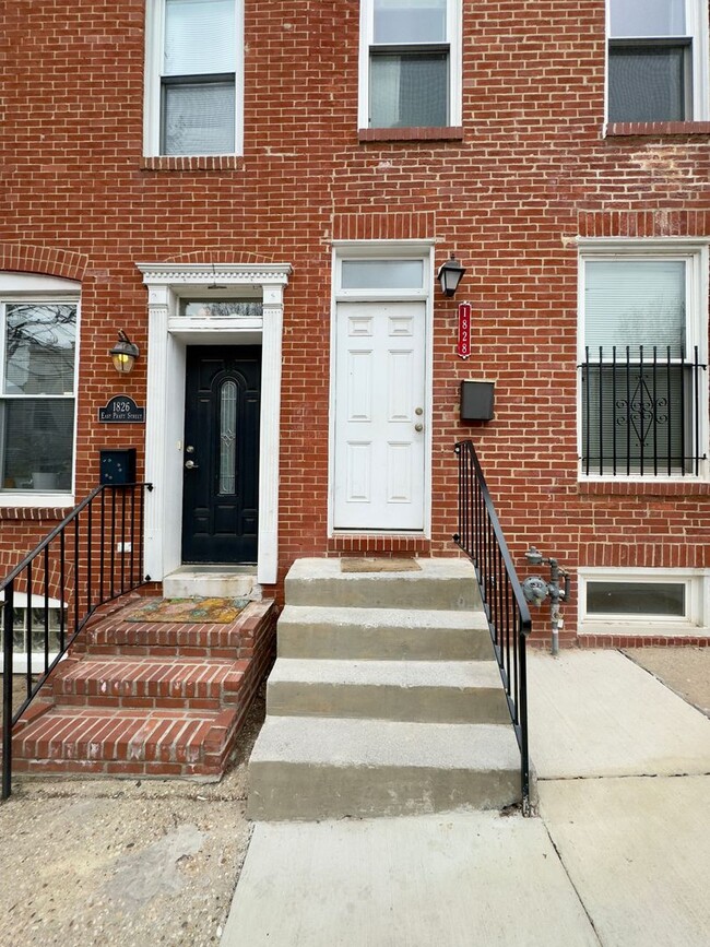 1828 E Pratt St in Baltimore, MD - Building Photo - Building Photo