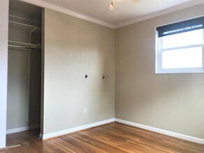 4710 Wilwyn Way in Rockville, MD - Building Photo - Building Photo