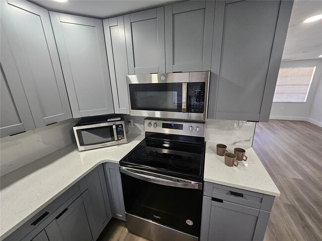 4410 Atwater Dr in Tampa, FL - Building Photo - Building Photo