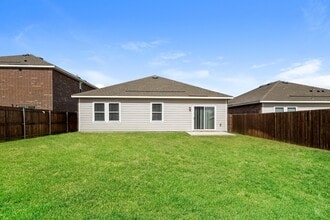 Crestridge Meadows in Lavon, TX - Building Photo - Building Photo