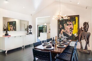 1811 Hillview Pl in St Helena, CA - Building Photo