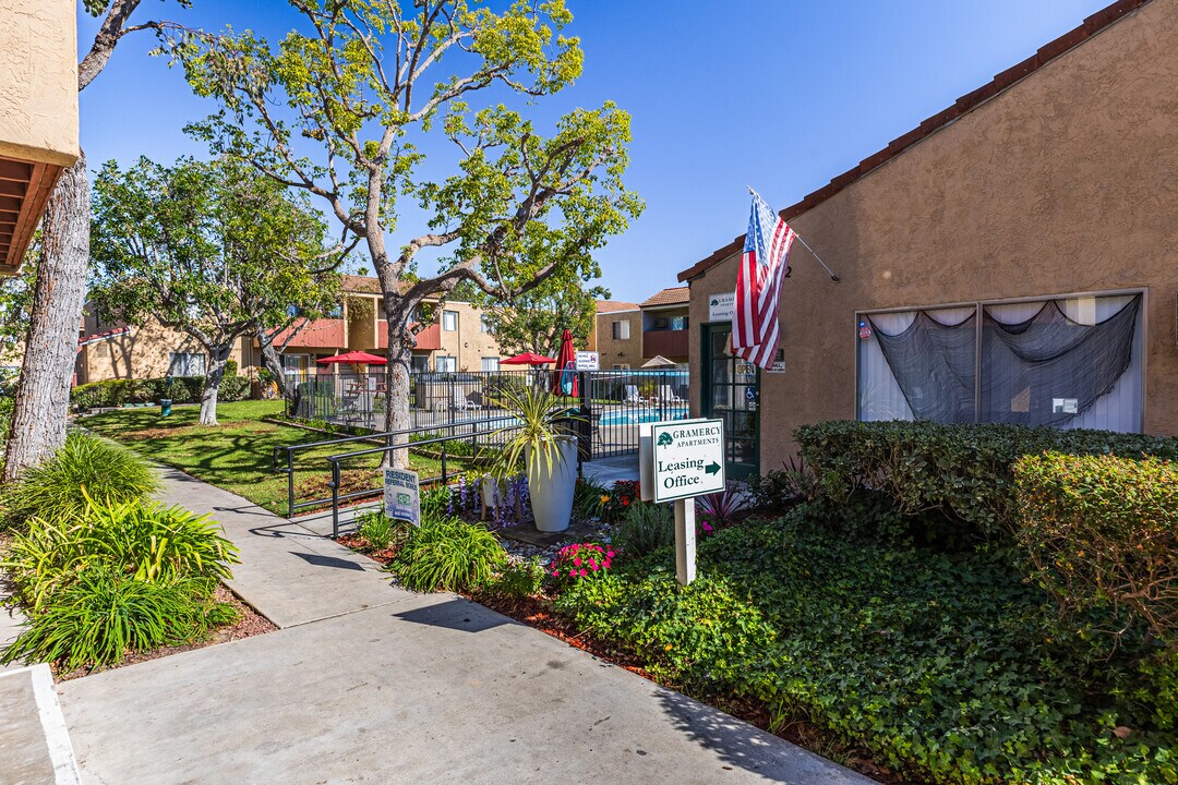 Gramercy Apartments in San Diego, CA - Building Photo