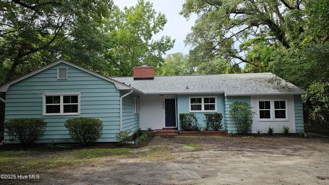 property at 4929 Oleander Dr