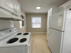 23756 Brittany Ave in Eastpointe, MI - Building Photo - Building Photo