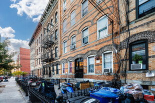 437 Bleecker St in Brooklyn, NY - Foto de edificio - Building Photo