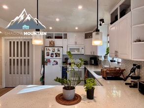 408 Spring Ln in Logan, UT - Building Photo - Building Photo