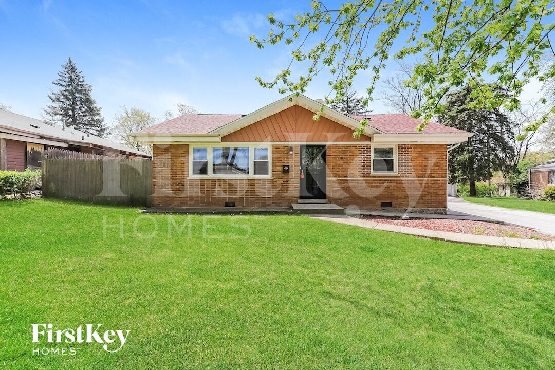 3815 212th Pl in Matteson, IL - Foto de edificio