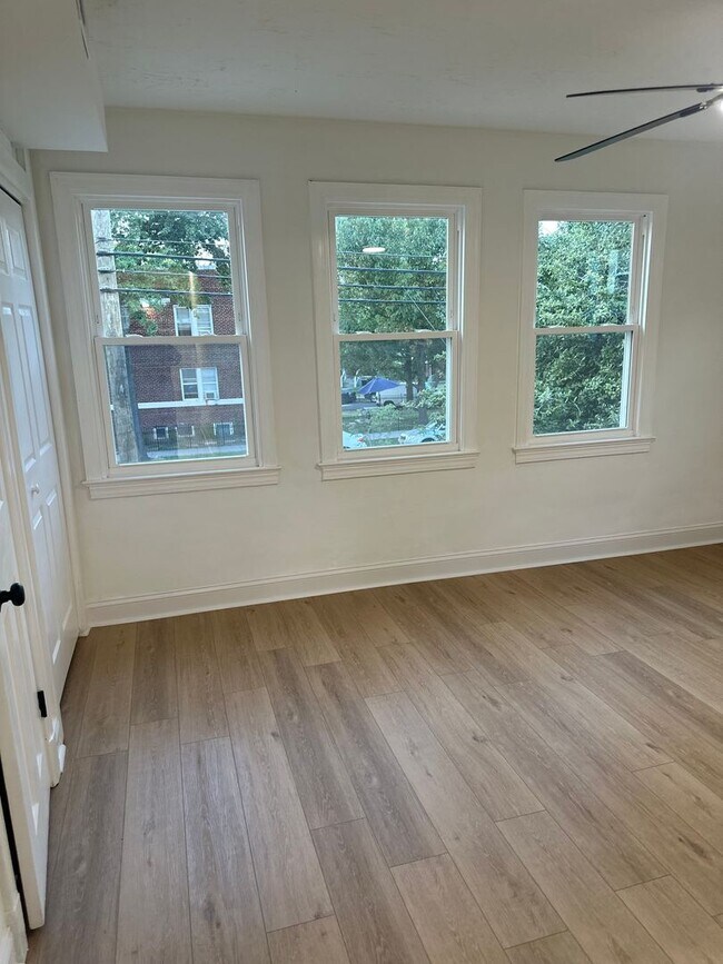 property at 1913 Minnesota Ave SE