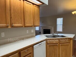 1362 Pineridge Dr E in Boise, ID - Building Photo - Building Photo