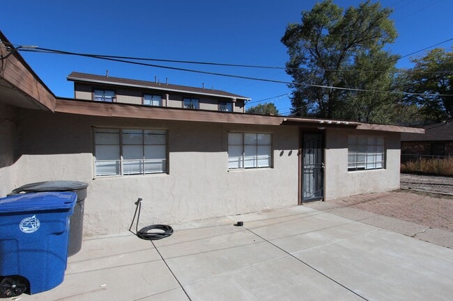 2208 E 3rd Ave in Flagstaff, AZ - Building Photo - Building Photo