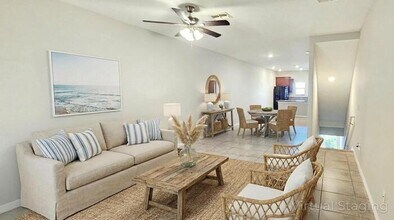 5572 Mercado Dr, Unit 3B in Port Richey, FL - Building Photo - Building Photo