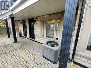 320 John St. in Markham, ON - Building Photo - Building Photo