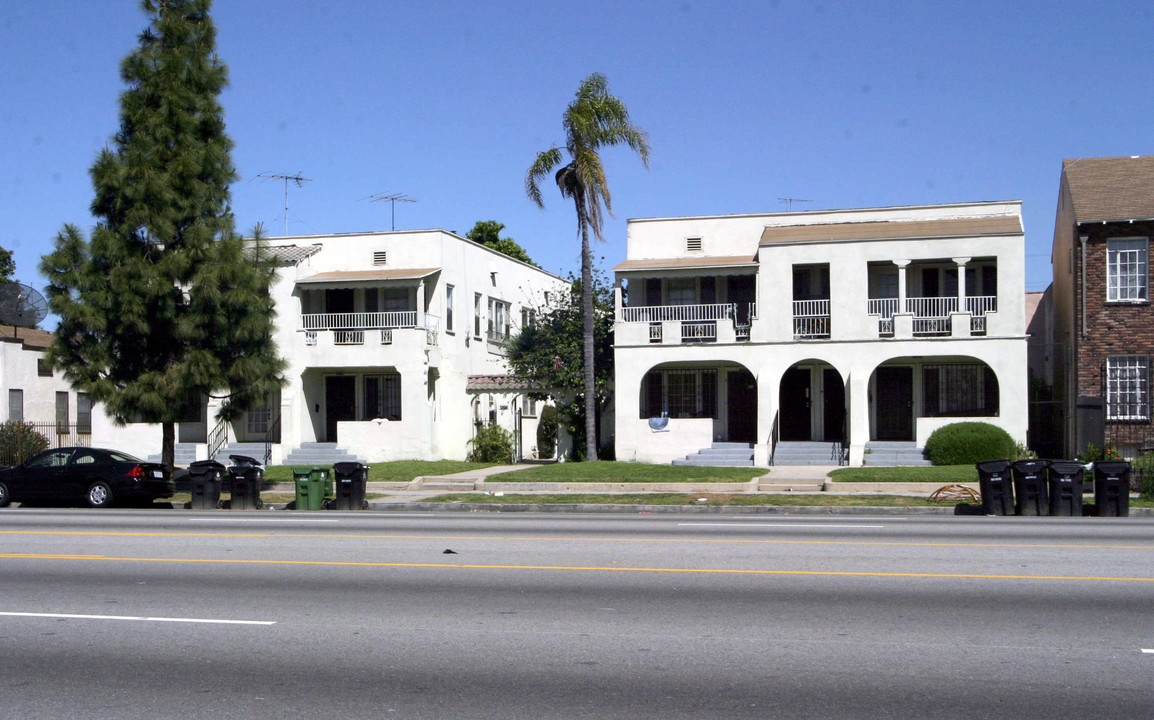 1327 W Martin Luther King Jr Blvd in Los Angeles, CA - Building Photo