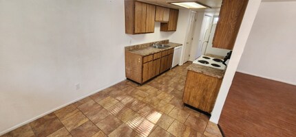 578 W 18th Ave in Apache Junction, AZ - Building Photo - Building Photo