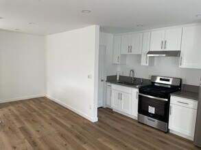 5550 Sierra Vista Ave in Los Angeles, CA - Building Photo - Building Photo