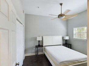 1602 Elgin St in Houston, TX - Building Photo - Building Photo