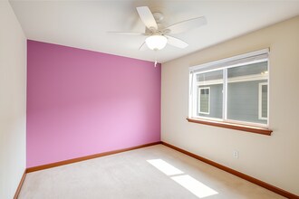 19031 Waxen Rd in Bothell, WA - Building Photo - Building Photo