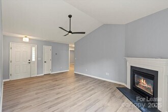 12610 Cumberland Crest Dr in Huntersville, NC - Building Photo - Building Photo