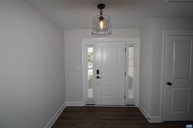 173 Langley Dr in Waynesboro, VA - Building Photo - Building Photo